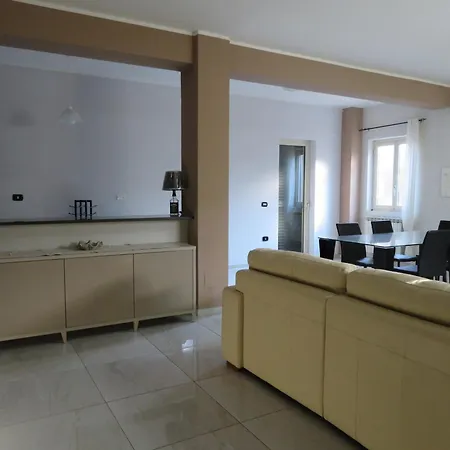 Camastra Nyaraló Misterbianco